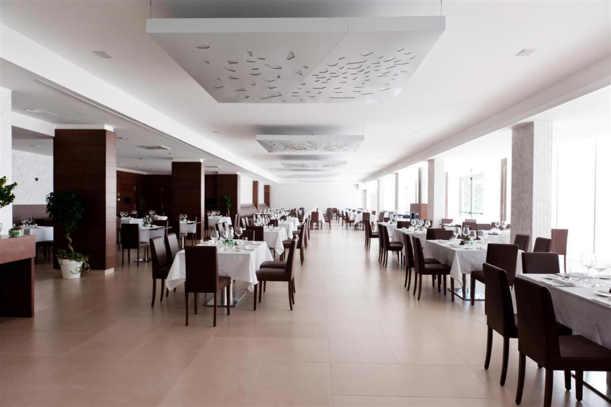 Vea Resort Hotel Mercato San Severino Exterior photo