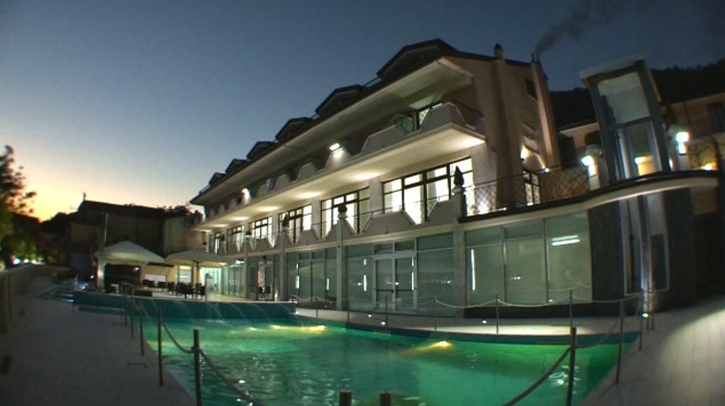 Vea Resort Hotel Mercato San Severino Exterior photo