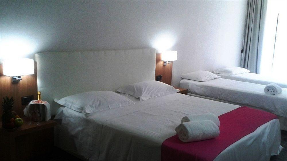 Vea Resort Hotel Mercato San Severino Exterior photo